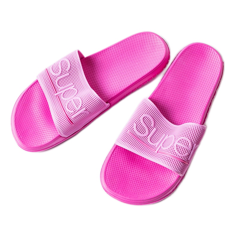 Zapatillas rosas de goma de Azelio. rosado