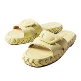 Zapatillas verdes en la plataforma Francesco
