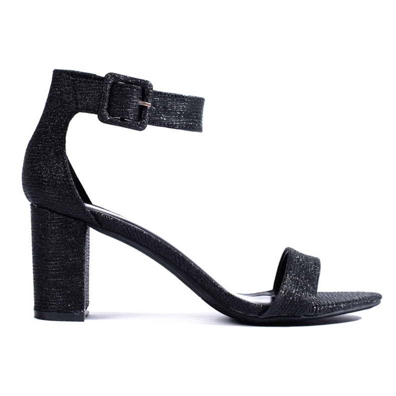 Sandalias negras con purpurina de Shelovet. negro