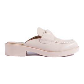 Chanclas beige con puntera integrada de Shelovet