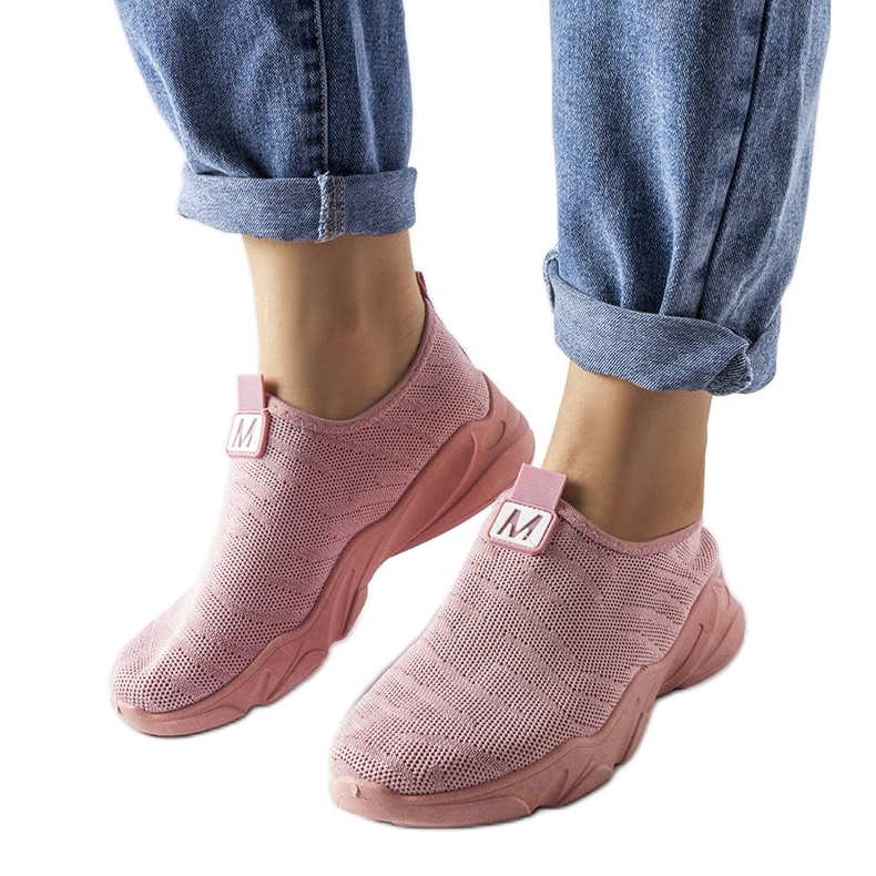Zapatillas de tela rosas de Aaron. rosado