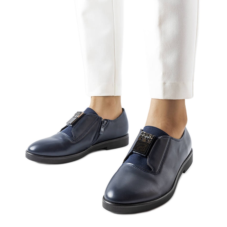 Zapatos elegantes azul marino de Augusto