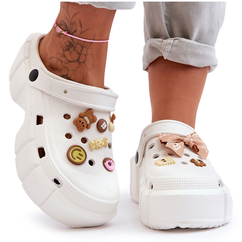 Chanclas De Espuma De Mujer Crocs Con Adornos Blanco Marlett Chanclas De Espuma De Mujer Crocs Con Adornos Blanco Marlett