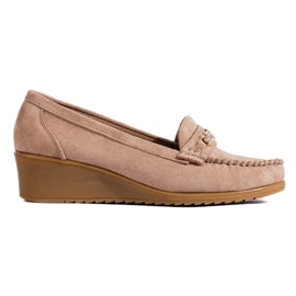 Zapatos con cuña en ante beige de Shelovet