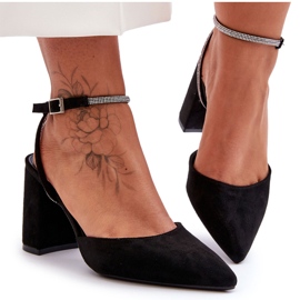 PG1 Zapatos De Salón De Ante Con Tira Decorativa Negro Lirosa