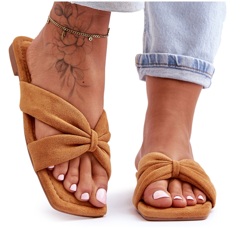 Pantuflas de terciopelo para mujer Camel Vanilla Sky marrón