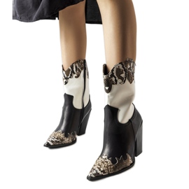 Bota cowboy semi negra y marrón con inserciones de serpiente negro Bota cowboy semi negra y marrón con inserciones de serpiente negro