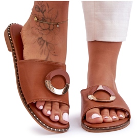 Pantuflas de mujer con adornos de jerez marrón