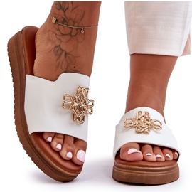 PG1 Pantuflas de Mujer en Piel con Plataforma y Adorno Azera Blanco PG1 Pantuflas de Mujer en Piel con Plataforma y Adorno Azera Blanco