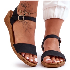 Sandalias Clásicas Cuña Baja Negro Arya