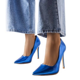 Tacones azules metalizados de Delis