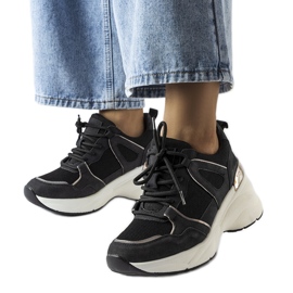 Zapatillas negras con cuña de Echeverri negro