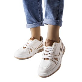 Zapatillas blancas con inserciones beige de Willson blanco Zapatillas blancas con inserciones beige de Willson blanco