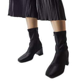 Botines de satén negros de Laforgen