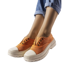 Zapatillas naranjas de Walton
