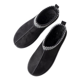 Pantuflas aislantes negras decoradas con bordado Dudi negro