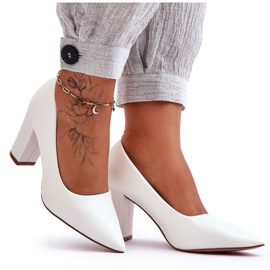 Zapatos de tacón alto blancos Odessa clásicos