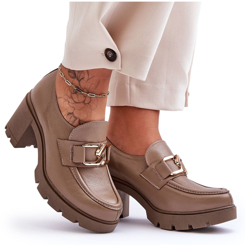 Lemar Elegantes zapatos brogue en el talón con decoración Harmell en beige oscuro