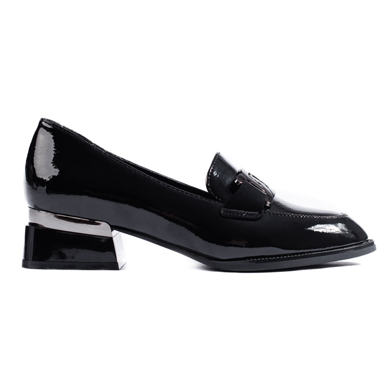 Zapatos de mujer lacados en negro con hebilla Vinceza