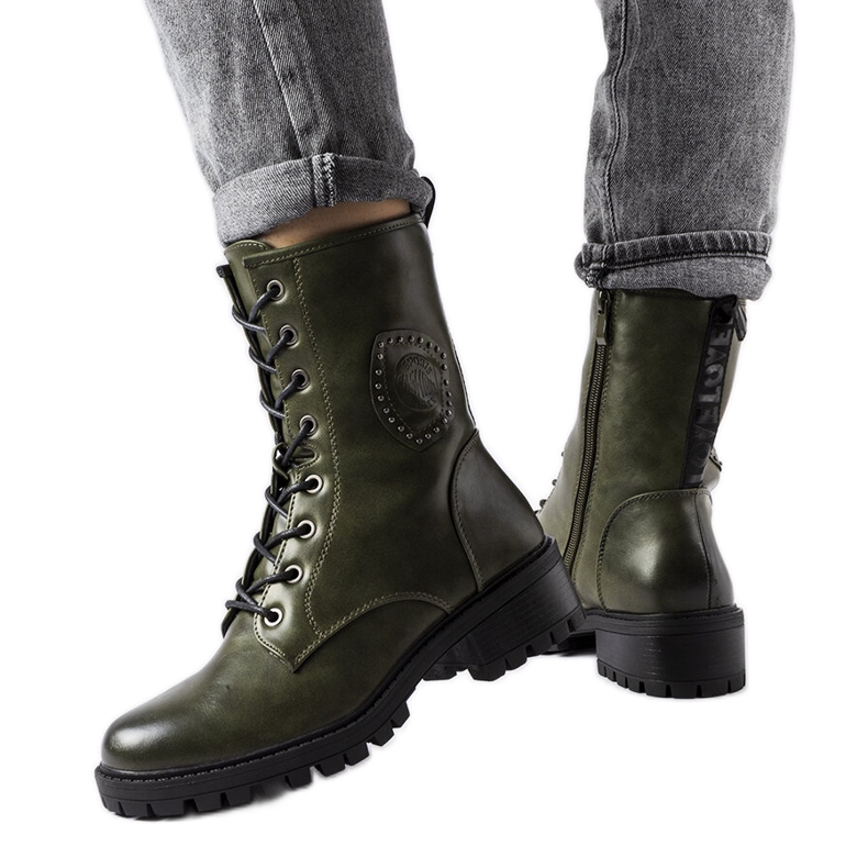Botas verdes con aislamiento de Lapresse