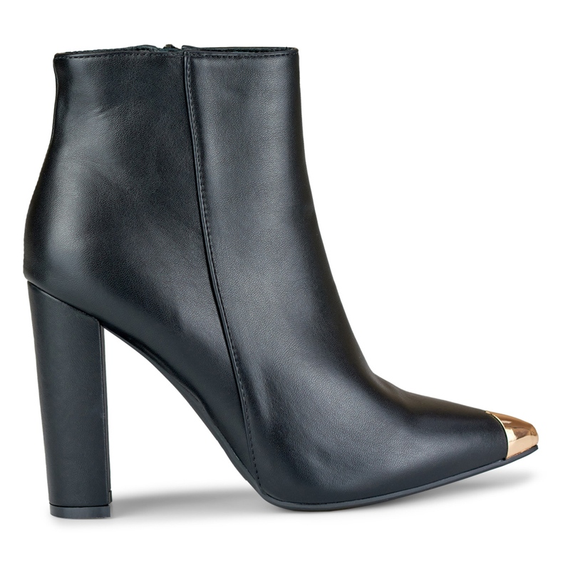 Botas negras de mujer con puntera decorativa negro