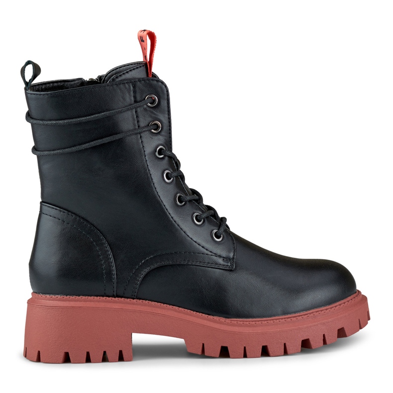 Mujeres trabajadoras negras con una adición colorida. negro Mujeres trabajadoras negras con una adición colorida. negro