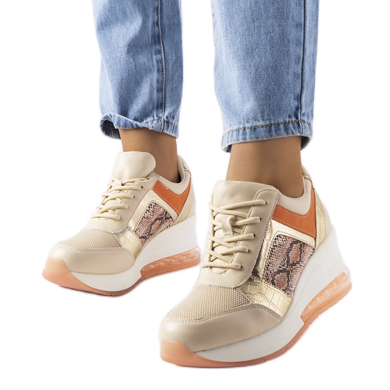 Inna Zapatillas con cuña beige de Irpina