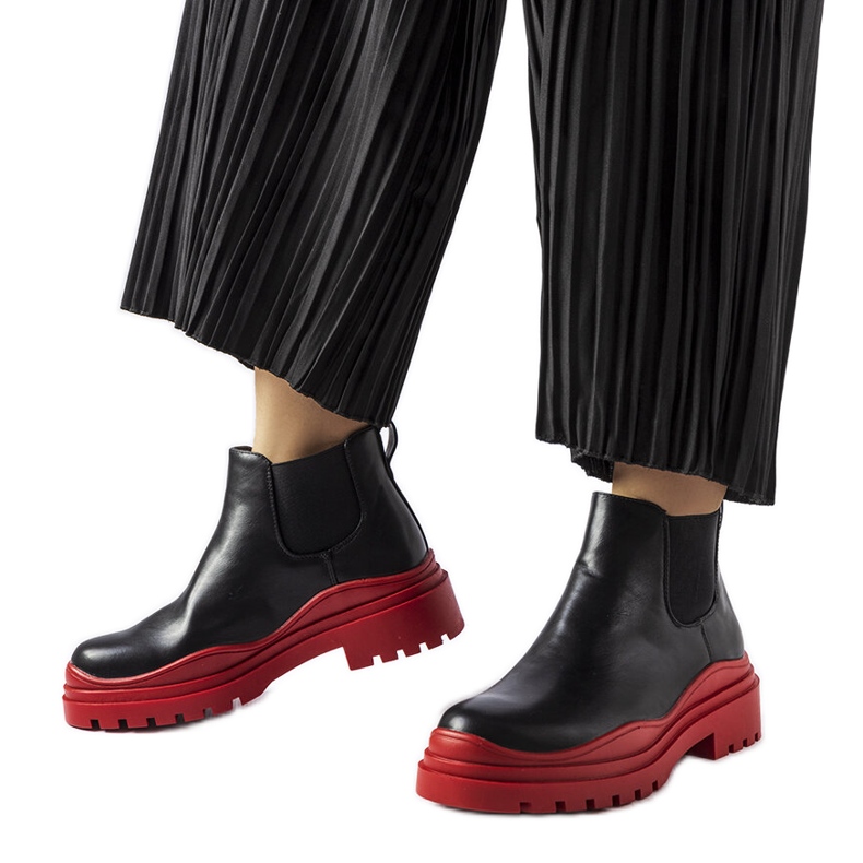 Botines negros sobre plataforma Marinone de colores