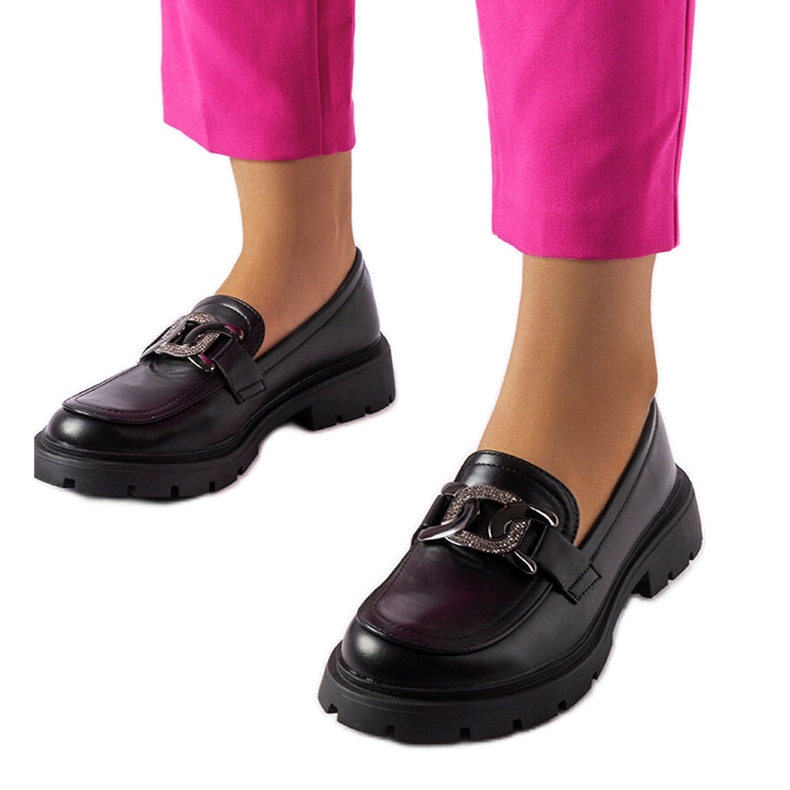Mocasines elegantes negros con pedrería de Mories