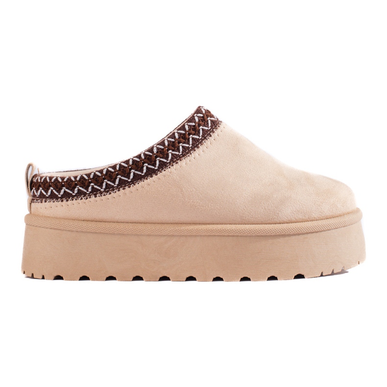 Pantuflas de ante beige con suela gruesa de Shelovet