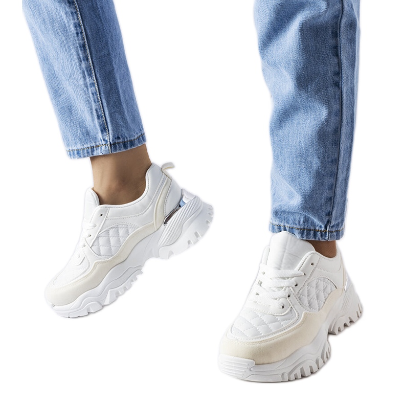 Inna Zapatillas blancas con aplicación plateada de Esquibel. blanco
