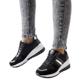 Inna Zapatillas con cuña negras y plateadas de Titusville negro
