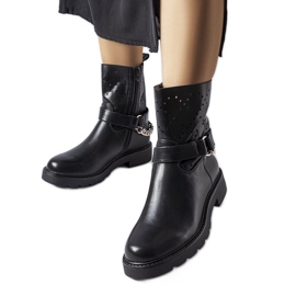 Botas caladas negras con cadena de Procopio negro