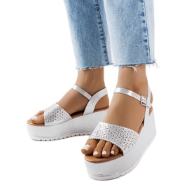 Sandalias plateadas con plataforma calada de Stockton