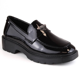 Zapatos slip-on de mujer en charol negro Filippo DP4710