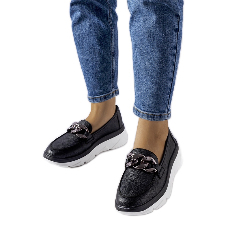 Mocasines negros con cadena Vinceza Mocasines negros con cadena Vinceza