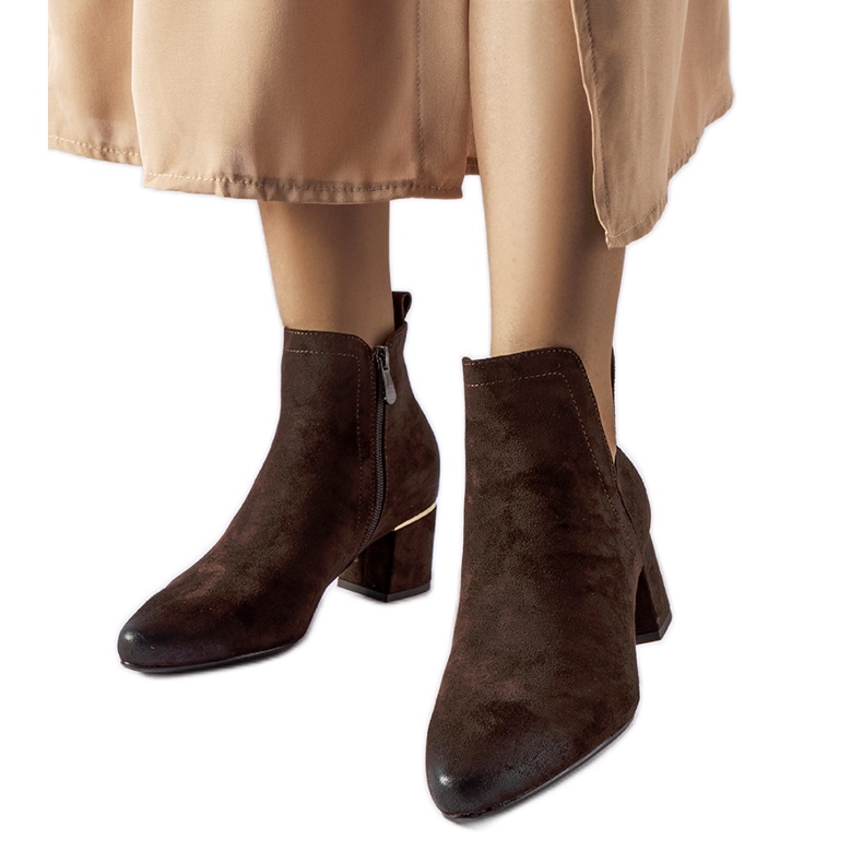 Botines de tacón bajo marrones de Vinceza marrón