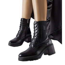 Botines con aislamiento negros de Vinceza
