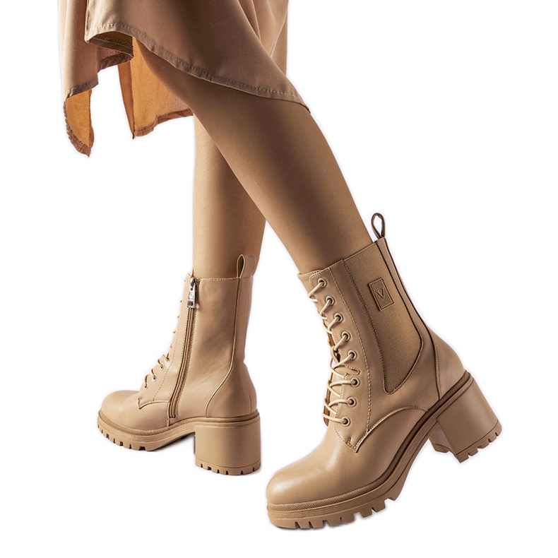 Botines con aislamiento beige de Vinceza