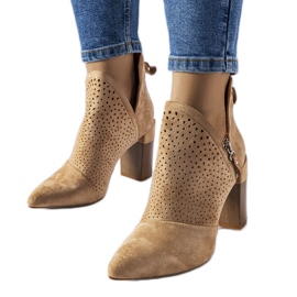 Botines calados beige de Saurel