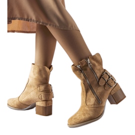 Botines beige con parte superior holgada de Plourde