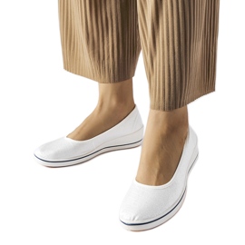 Bailarinas crudo brillante con cuña Morrison beige