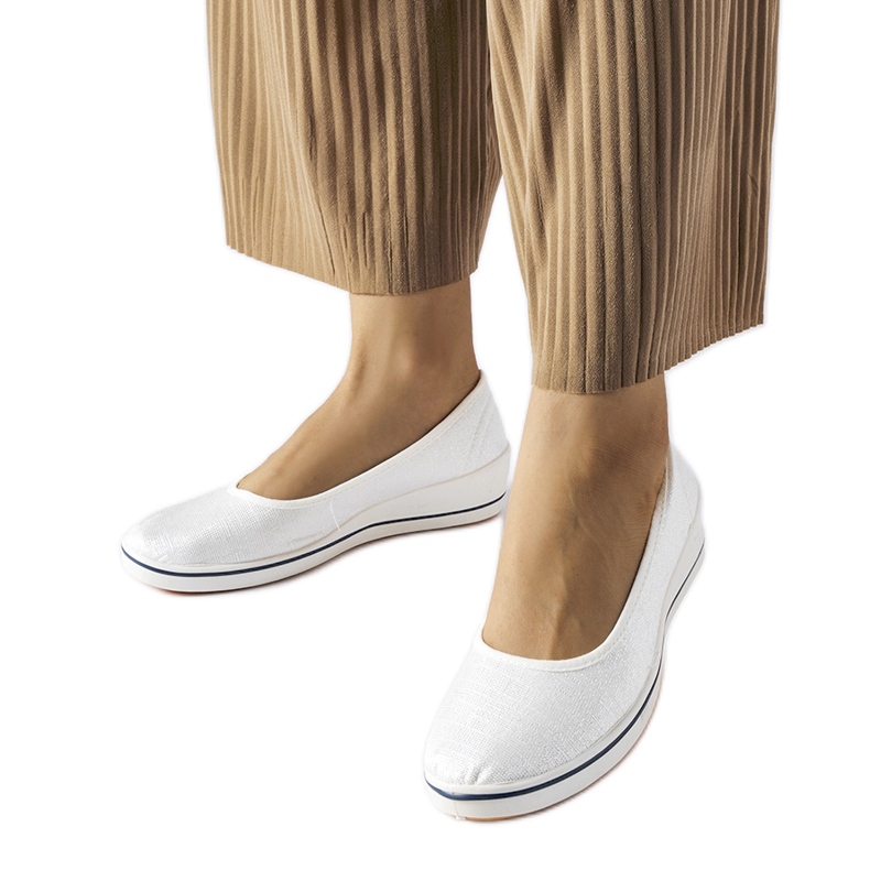 Bailarinas crudo brillante con cuña Morrison beige