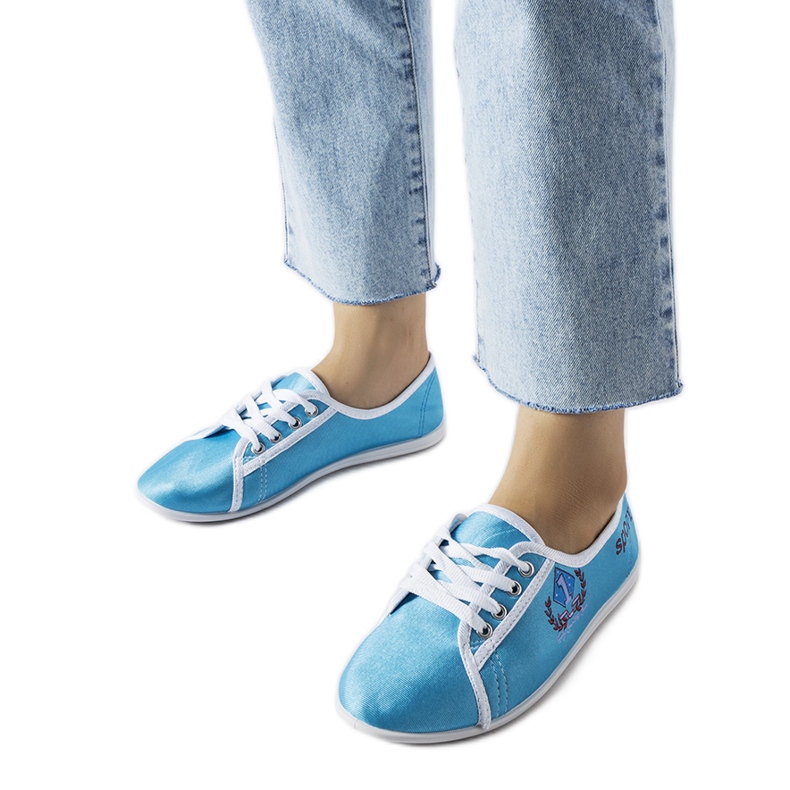 Zapatillas Woodstock de mujer en color azul.