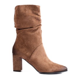Botines elegantes de ante beige de Vinceza