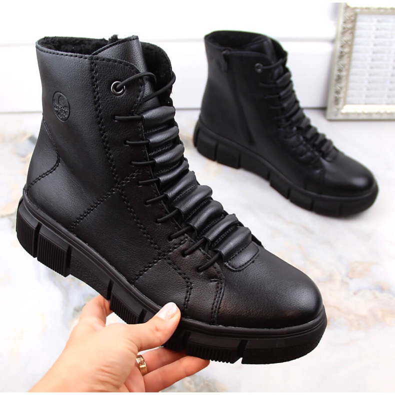 Botas de mujer cómodas con plataforma negra aislante Rieker X3428-00 negro