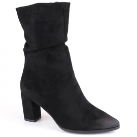Botas de mujer cortas, arrugadas y aislantes negras Vinceza 58146 negro