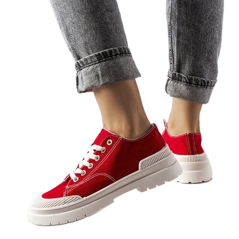 Zapatillas de tela rojas de Nassar rojo