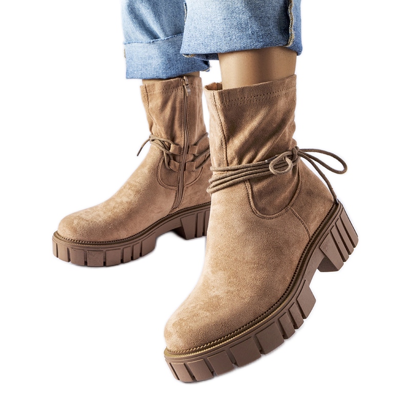 Botines beige con lazos Averardo