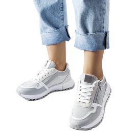 Zapatillas de mujer grises y plateadas de Camuzzoni Zapatillas de mujer grises y plateadas de Camuzzoni